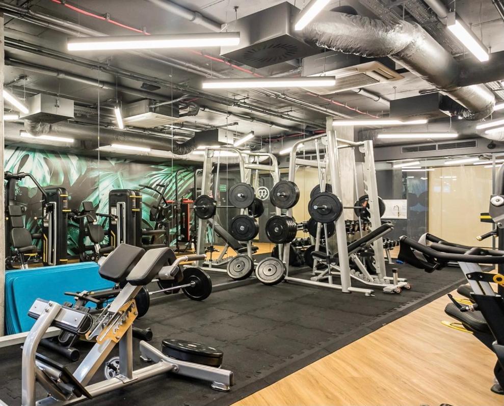 Lägenhet Exclusive 2br! In Center +netflix +gym *