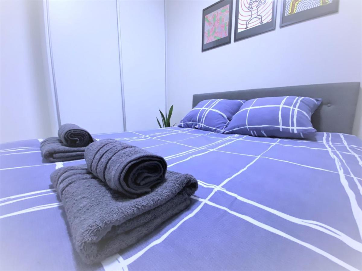 Exclusive 2br! In Center +netflix +gym Lägenhet Warszawa